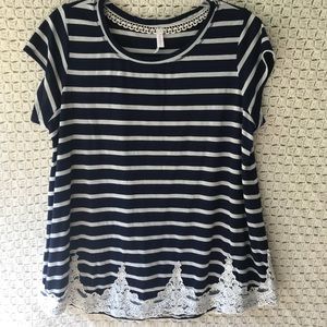 Xhiliration cap sleeve swing tee